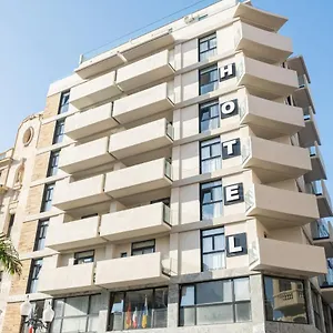 2* Hotel Adonis Capital